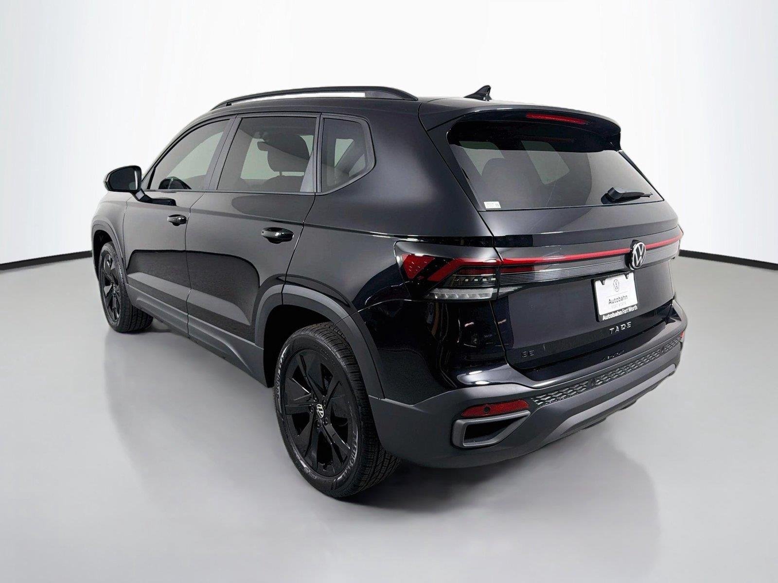 New 2027 Deep Black Pearl Volkswagen SE Black image 7