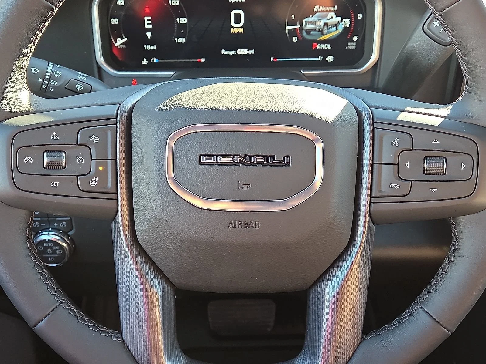 2026 GMC Sierra 2500HD Denali Ultimate - Photo 12