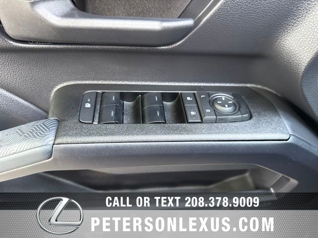 Used 2025  Toyota SR5 image 21