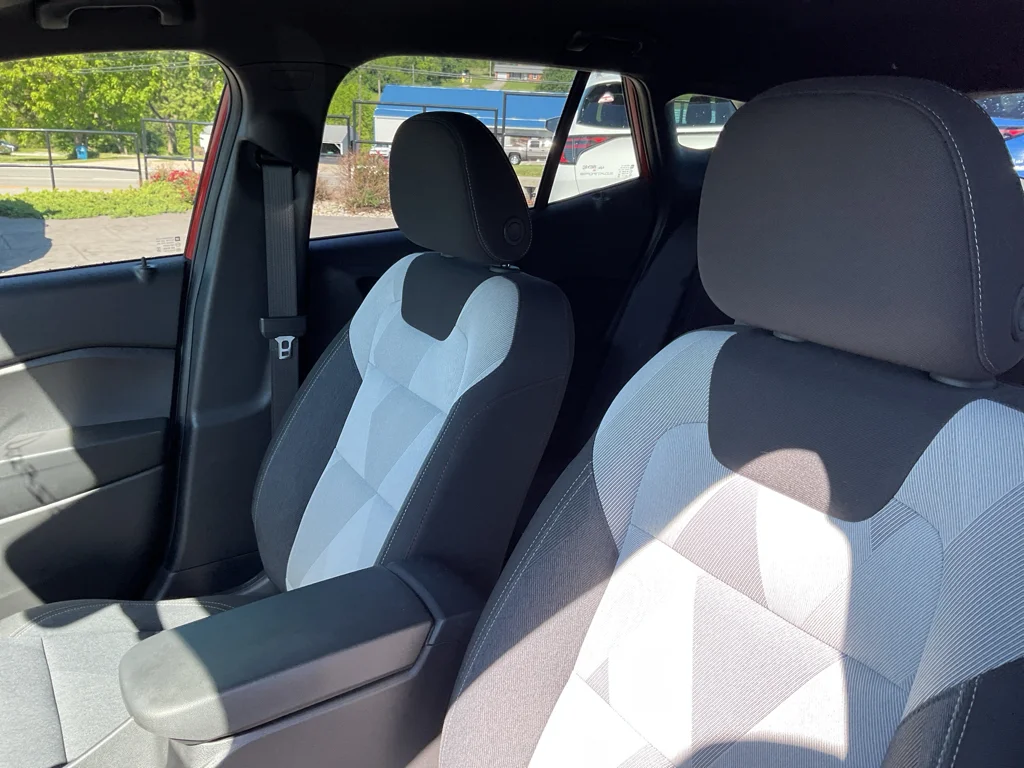 Used 2024 Cayenne Orange Metallic Chevrolet 1RS image 22
