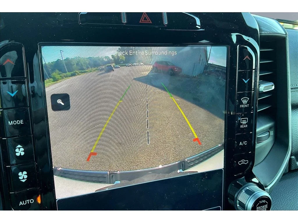 Used 2023  Ram Laramie image 14
