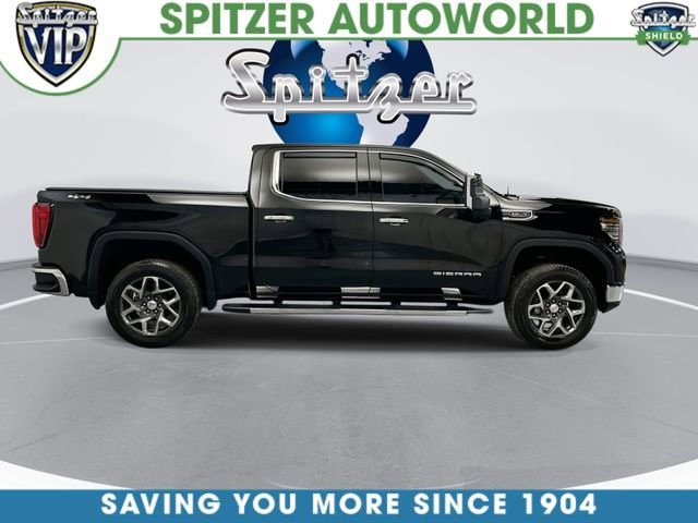 2024 GMC Sierra 1500 SLT - Photo 11