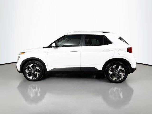 Used 2022 White Hyundai SEL image 8