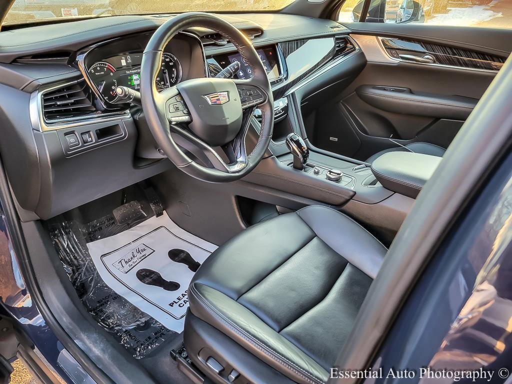 2025 CADILLAC XT6 - Image 9