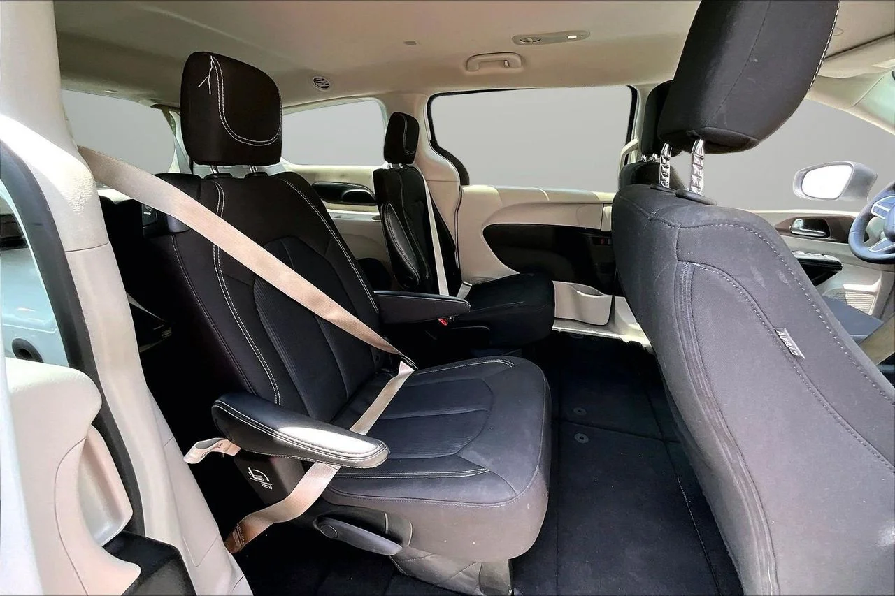Certified Used 2023 White Chrysler LX image 22