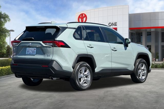 Certified Used 2023  Toyota XLE image 5