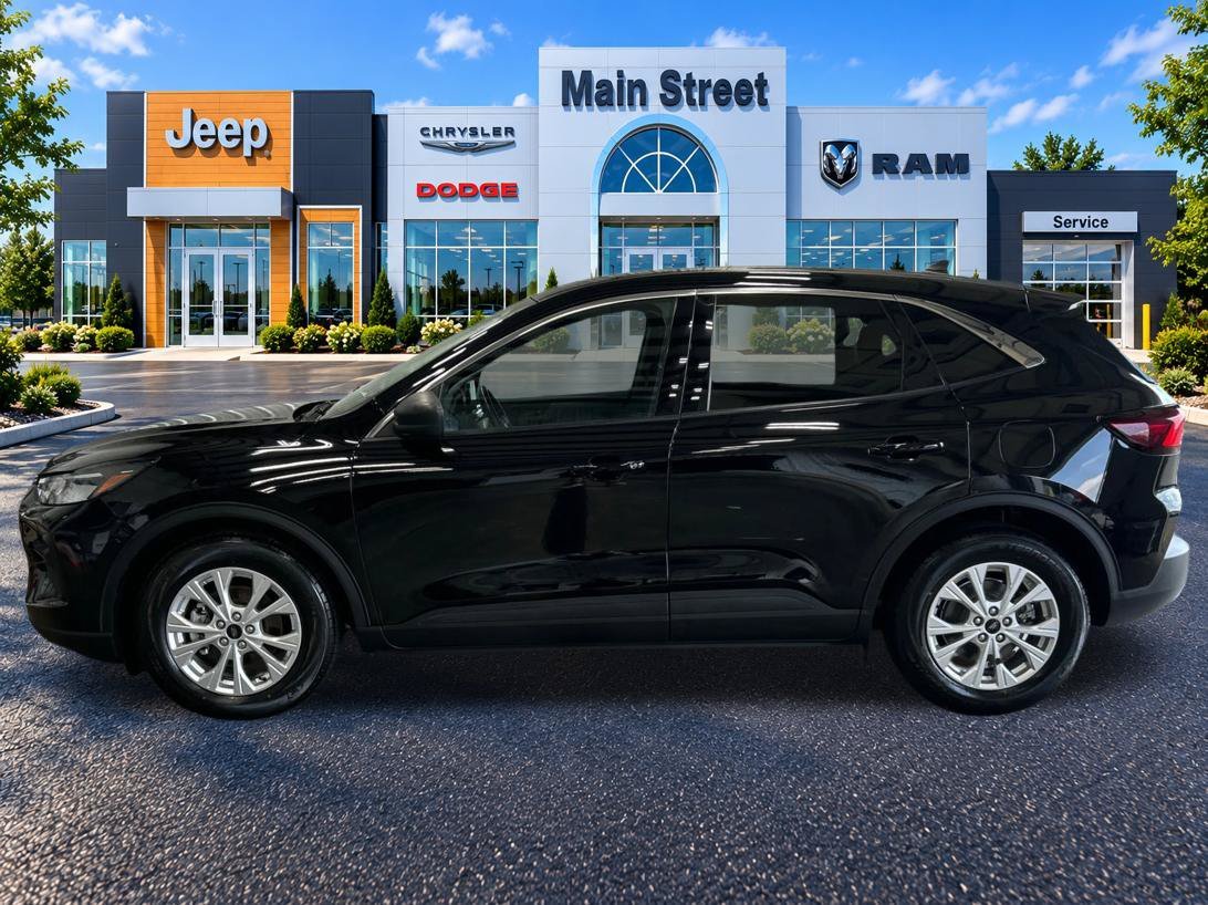 Used 2023 Ford Escape Active with VIN 1FMCU0GN4PUA11827 for sale in Lansing, KS