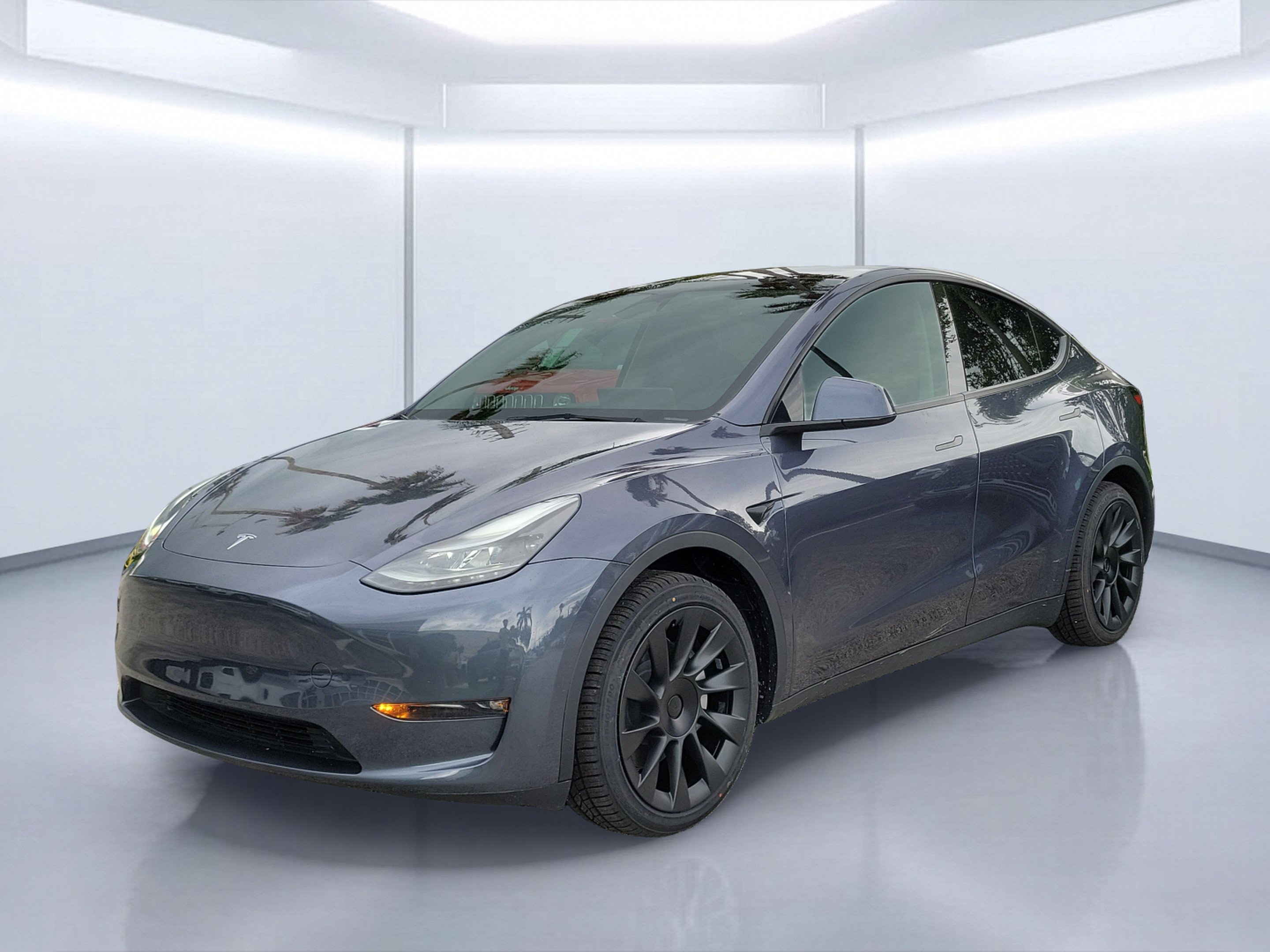 Used 2023 Gray Tesla Long Range image 2