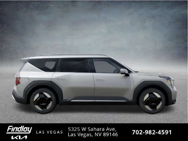 New 2026 White Kia Wind image 8