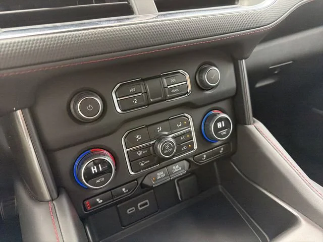 Used 2023 Black Chevrolet RST image 27