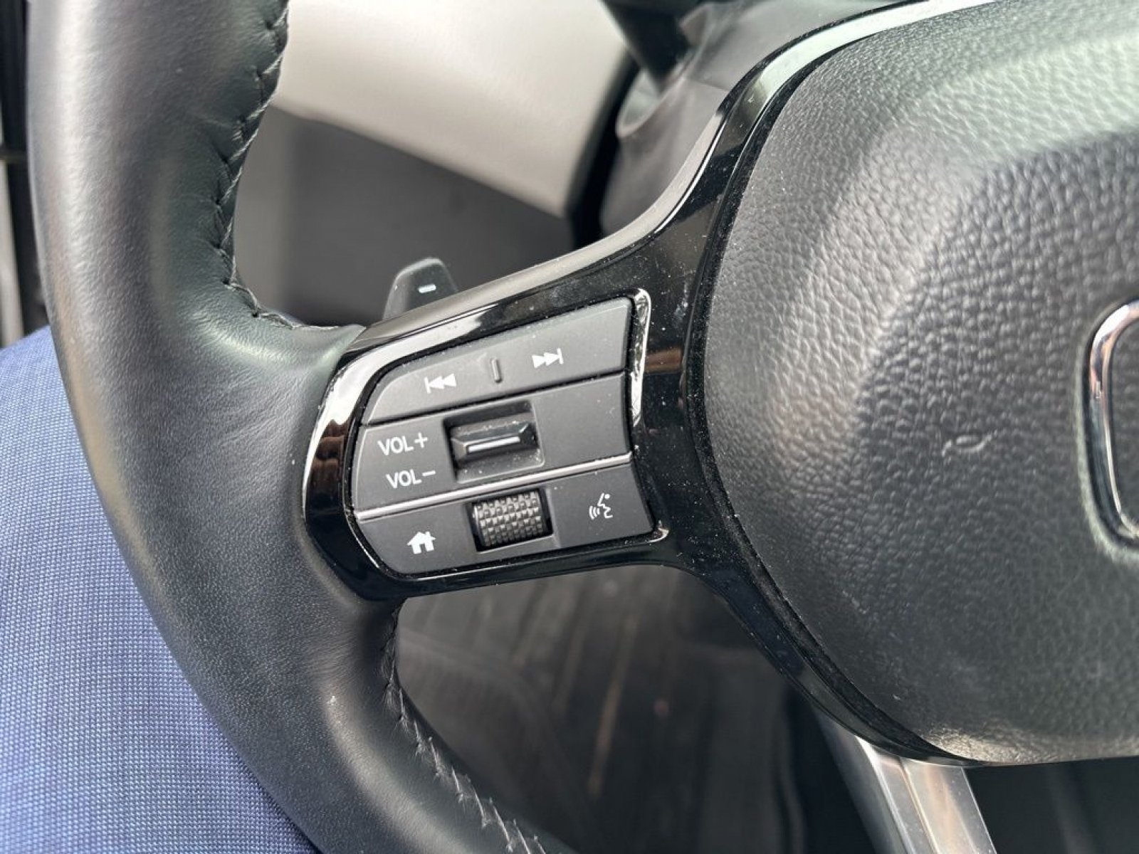 2023 Honda Pilot Touring - Photo 17
