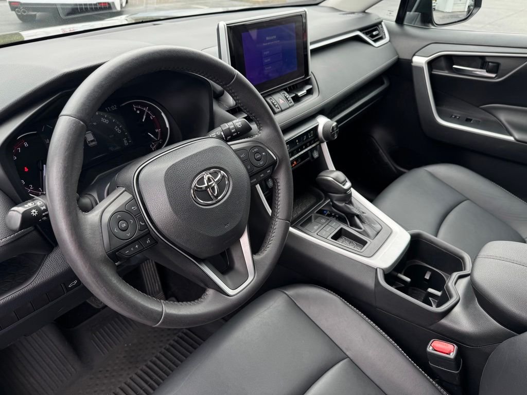 Used 2023 Gray Toyota XLE Premium image 17