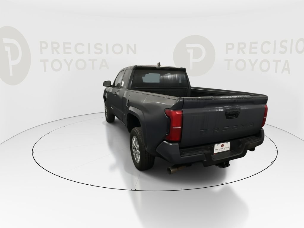 2026 Toyota Tacoma SR5 - Photo 15