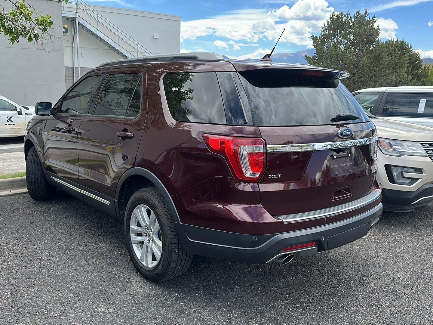 Used 2018 Burgundy Velvet Metallic Tinted Clearcoat Ford XLT image 5