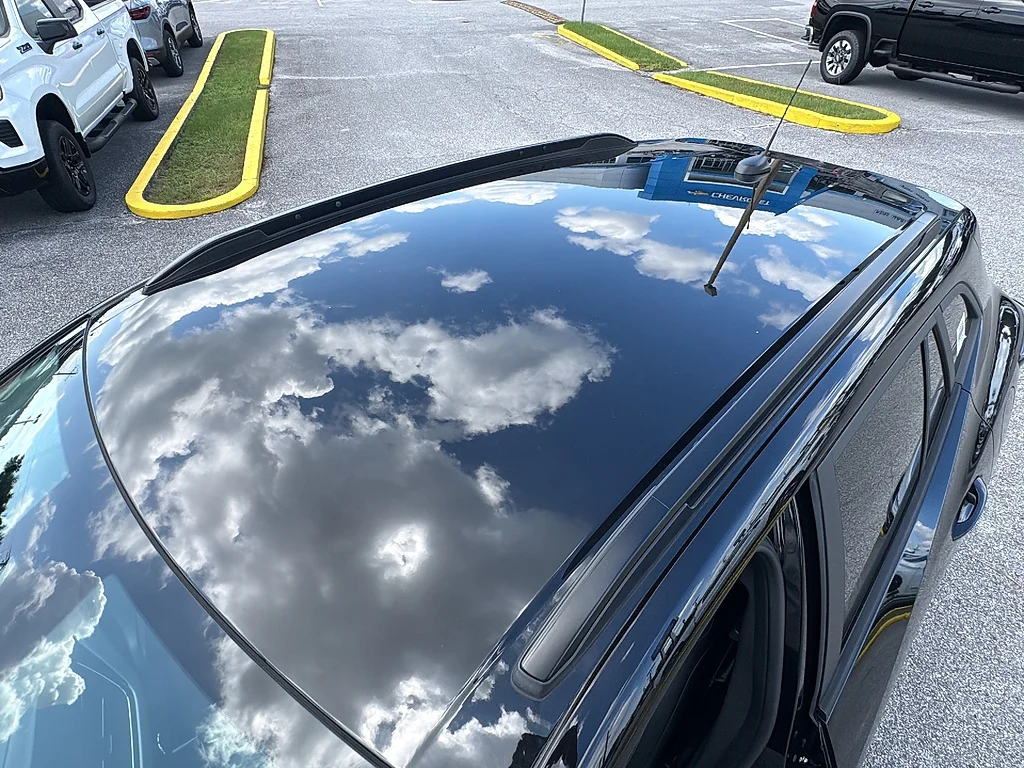Used 2025 Mosaic Black Metallic Chevrolet  image 13