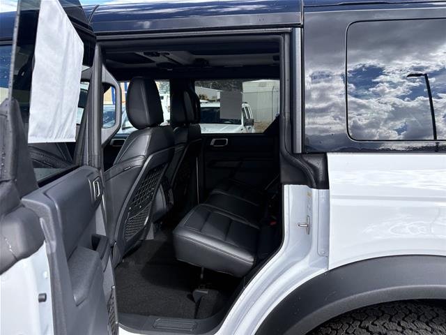 New 2026 Oxford White Ford Badlands® image 30