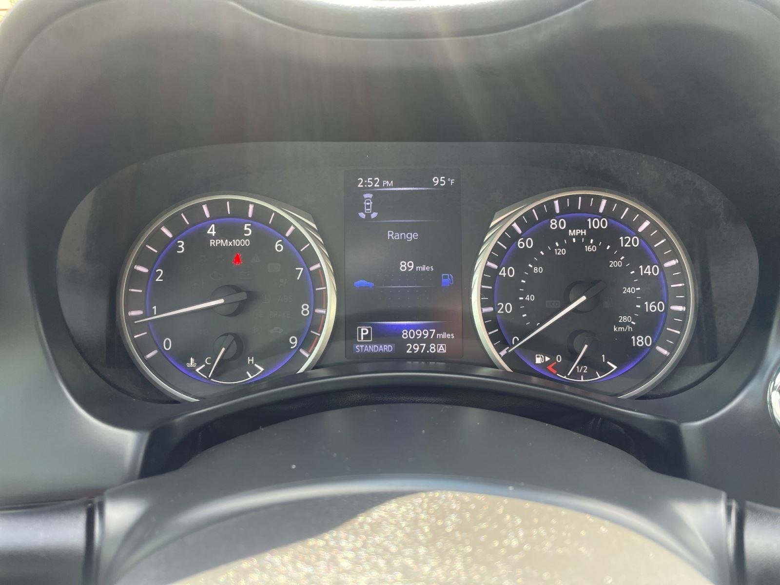 Used 2018 Black Obsidian INFINITI SPORT image 18