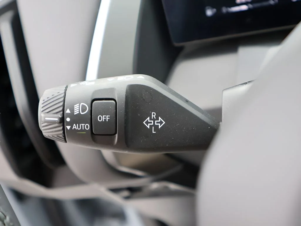 Used 2025 Brooklyn Gray Metallic BMW 30 xDrive image 36