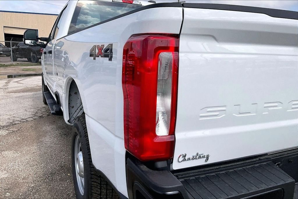 New 2026 Ford Super Duty F-250 XL 4D Crew Cab