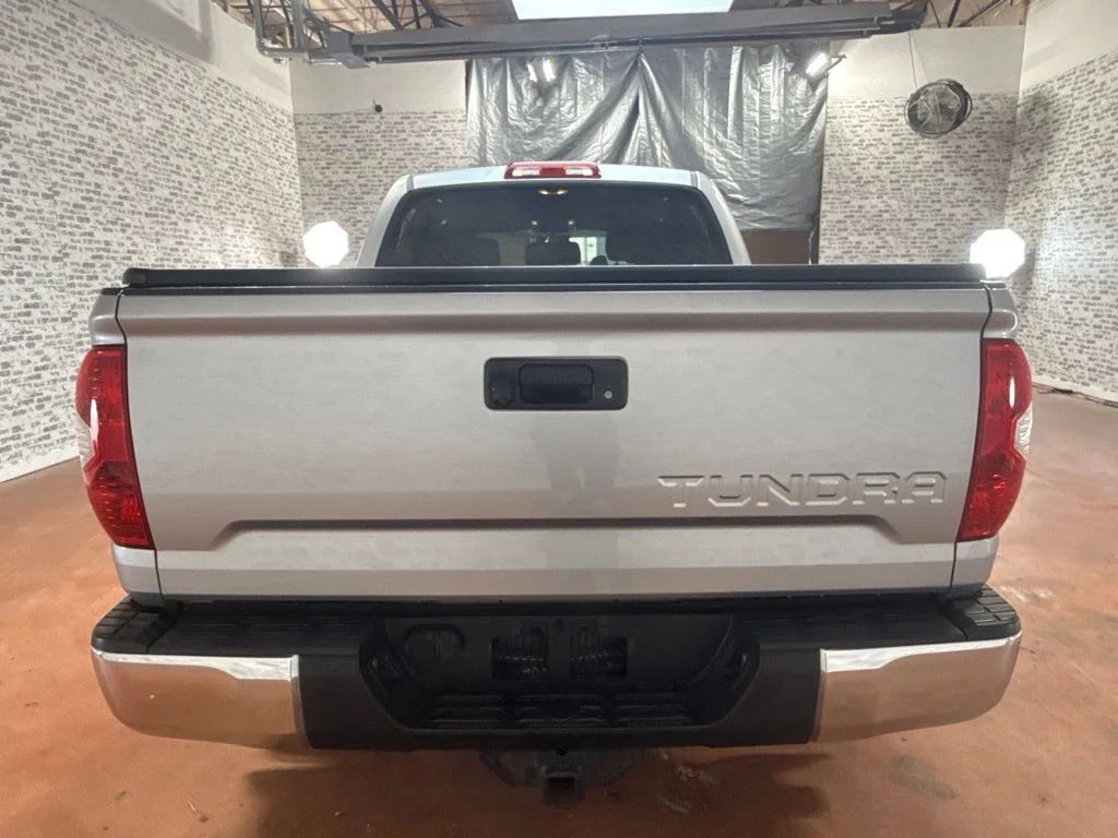 Used 2014 Silver Sky Metallic Toyota SR5 image 6