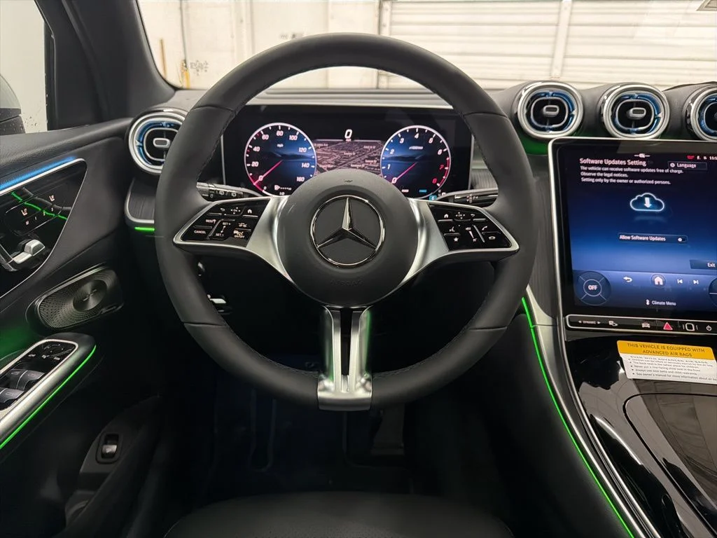 Used 2026 White Mercedes-Benz GLC 300 image 20