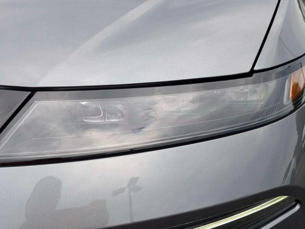 New 2026 Gun Metallic Nissan SL image 4