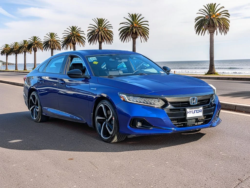 Used 2022 Black Honda Sport image 4