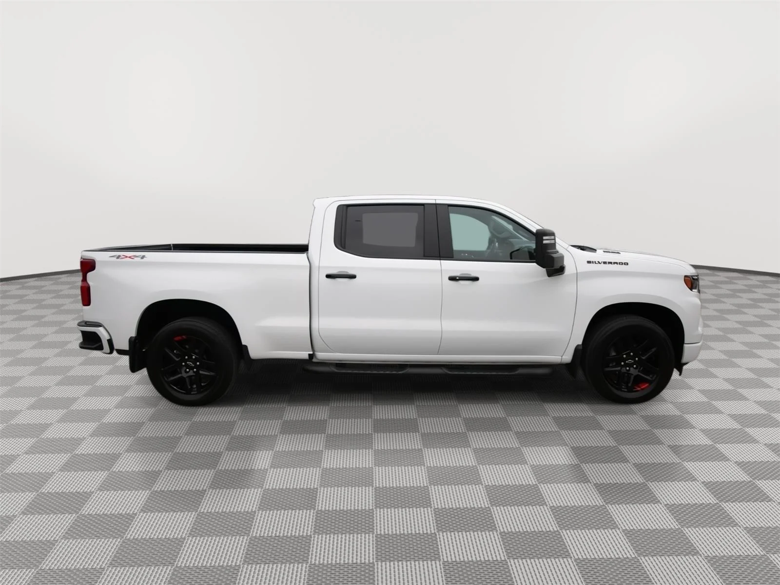 Used 2024 Summit White Chevrolet RST image 4