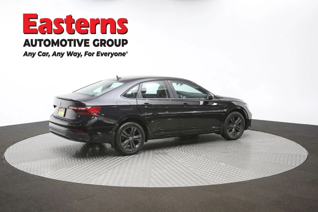 Used 2024 Black Volkswagen 1.5T SE image 39