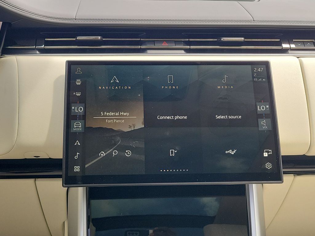 New 2026 Sunset Gold Satin Land Rover Autobiography image 21