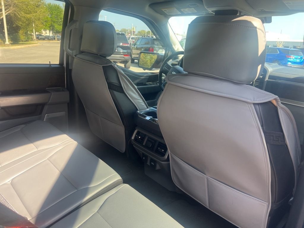 2023 Ford F-150 Lariat - Photo 13