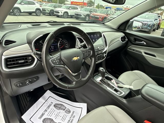 Used 2020 IRIDESCENT PEARL TRICOAT Chevrolet Premier image 20