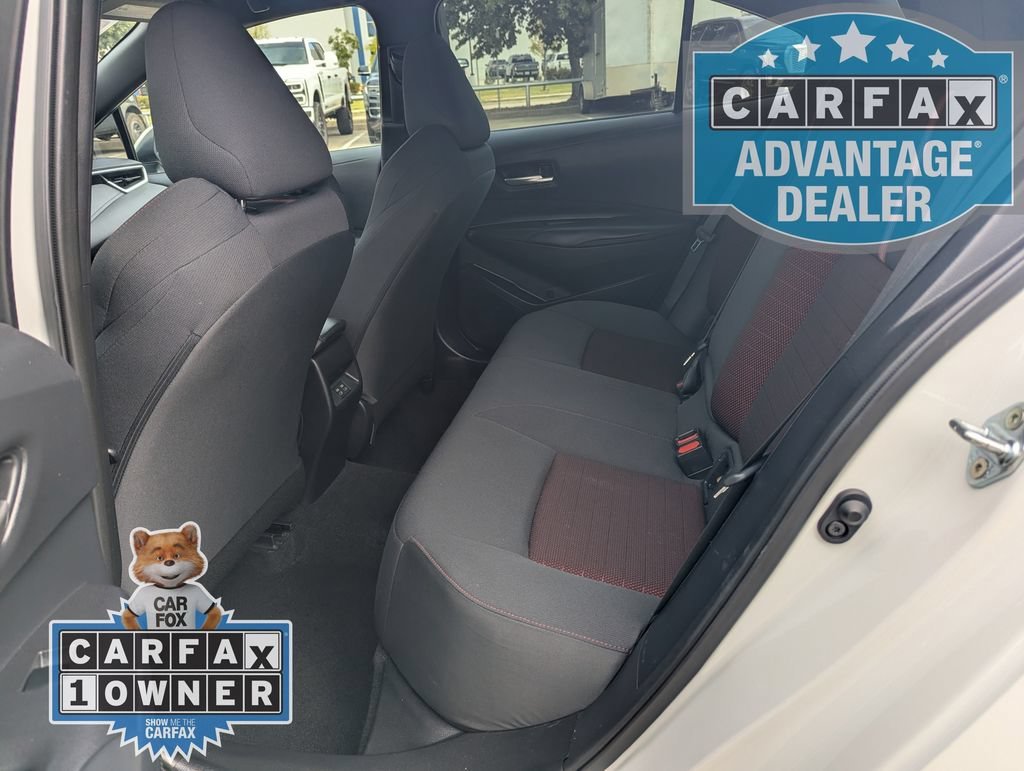 Used 2025 White Toyota SE image 17