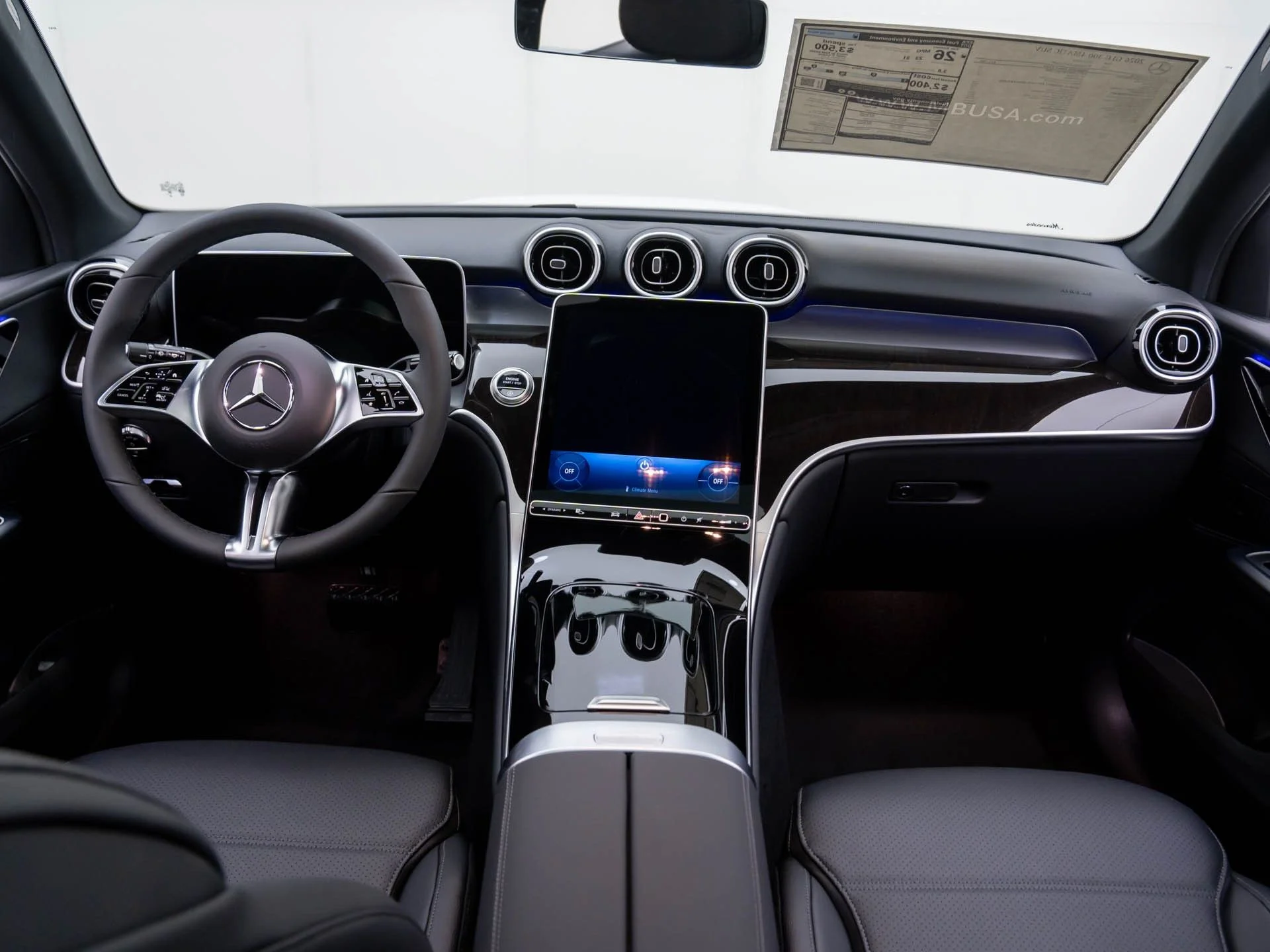 New 2026 White Mercedes-Benz GLC 300 image 9