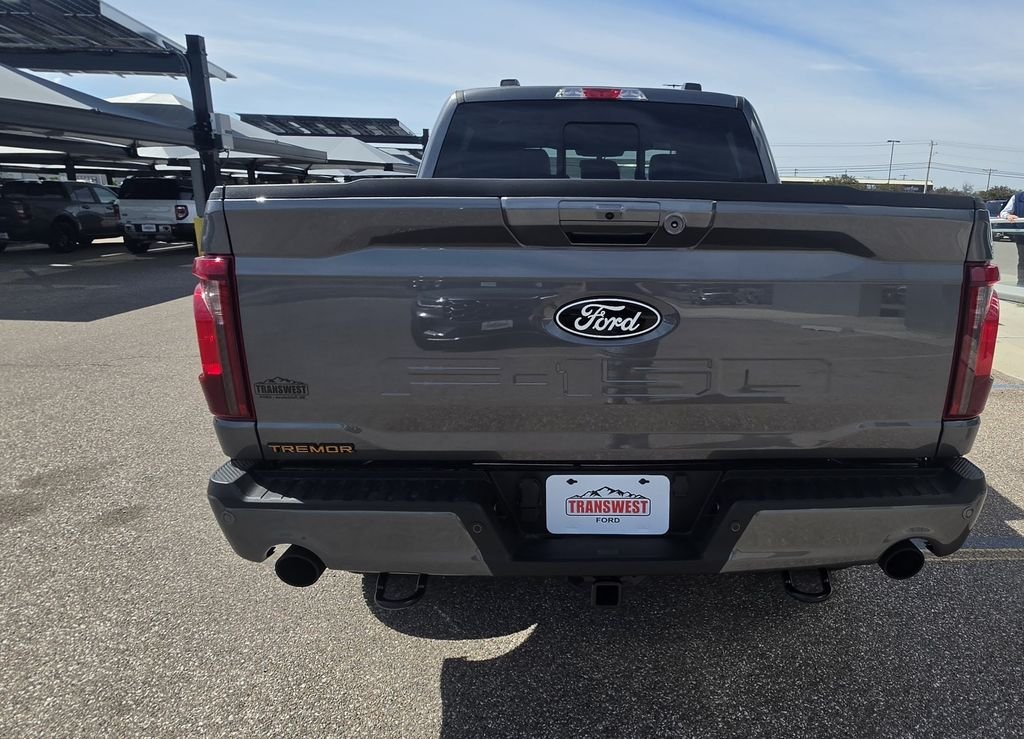 New 2026 Carbonized Gray Metallic Ford Tremor® image 8