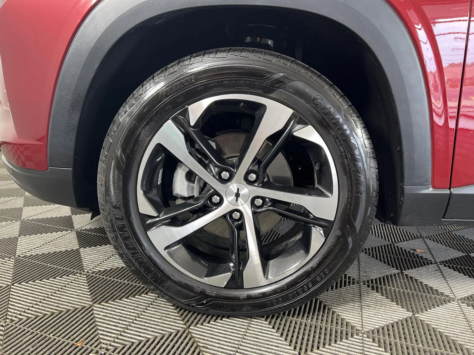 Used 2024 Crimson Chevrolet 1RS image 29