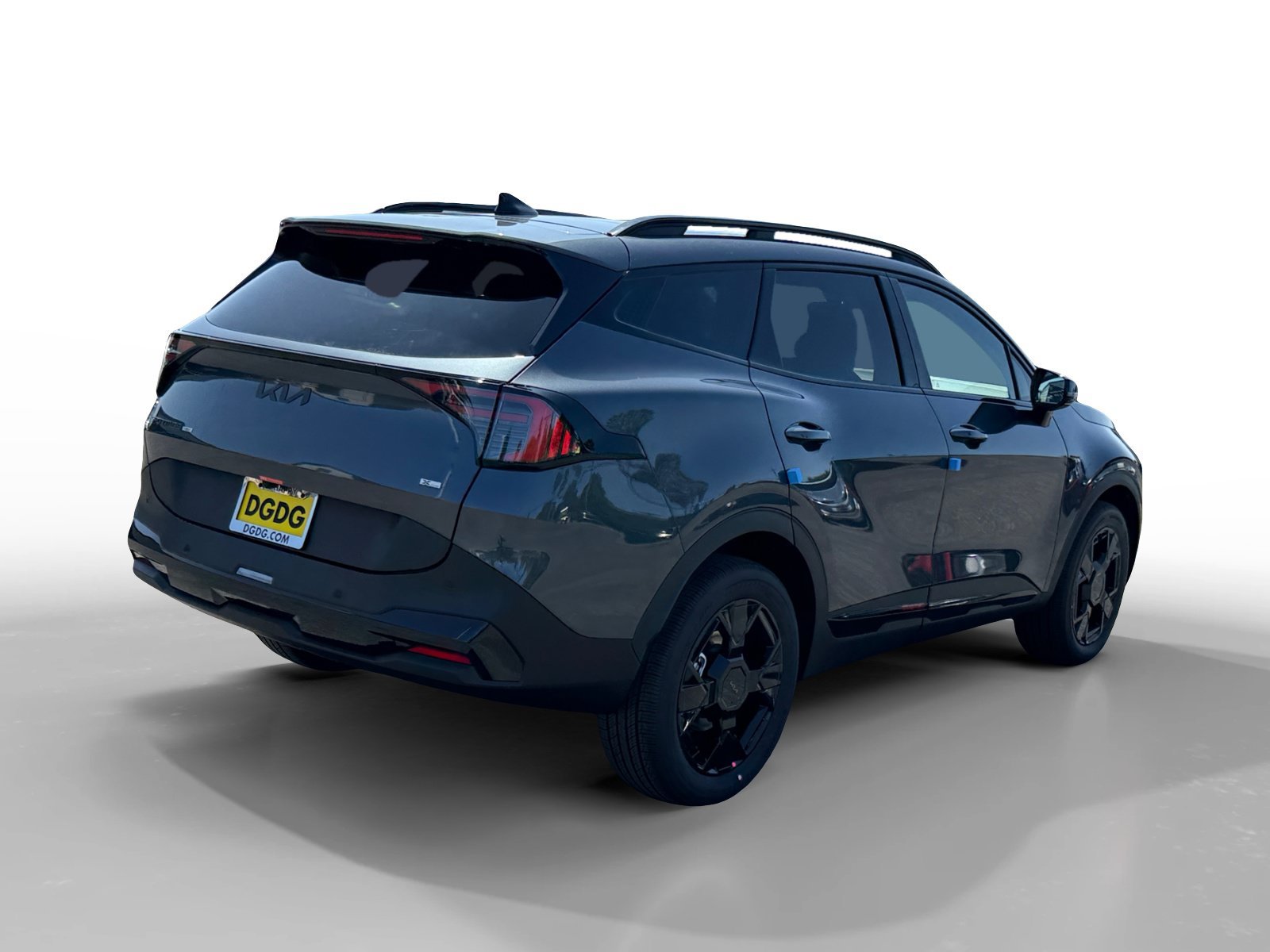 New 2027 Gravity Gray Kia X-Line image 5