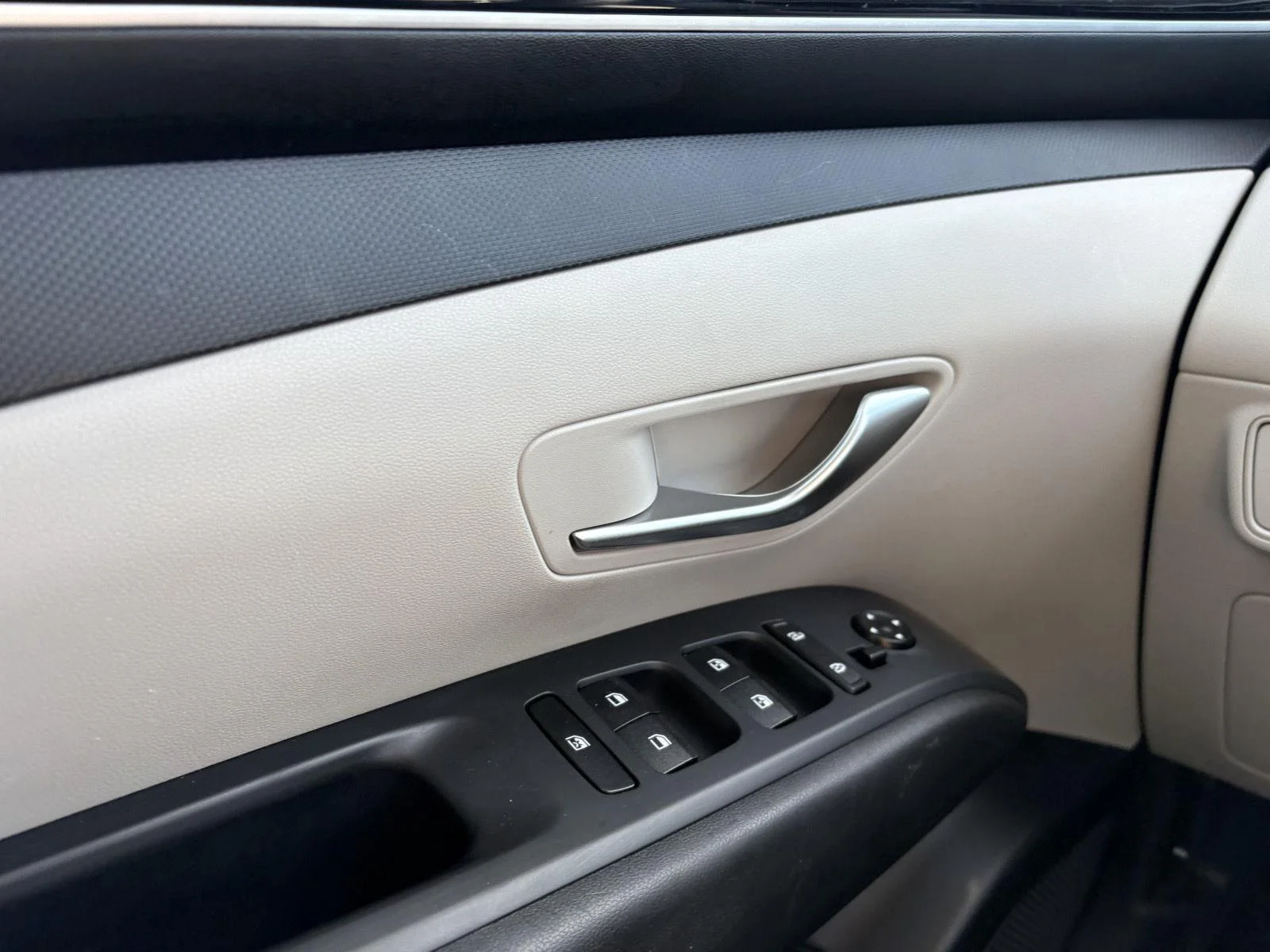 Certified Used 2024 White Pearl Hyundai SEL image 13