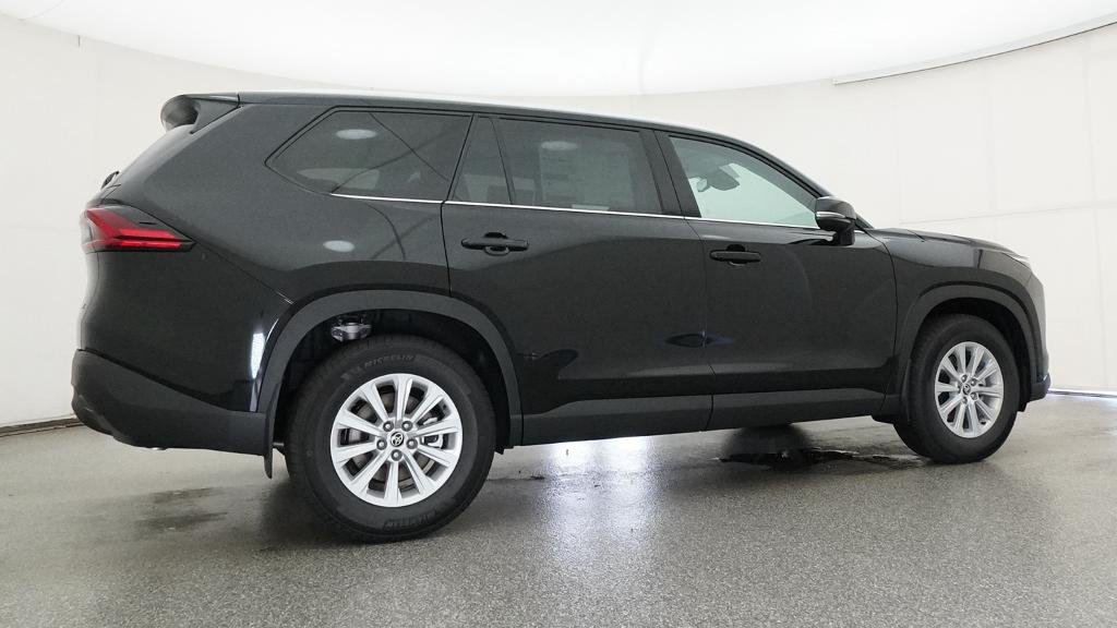 New 2026 Midnight Black Metallic Toyota Hybrid XLE image 15