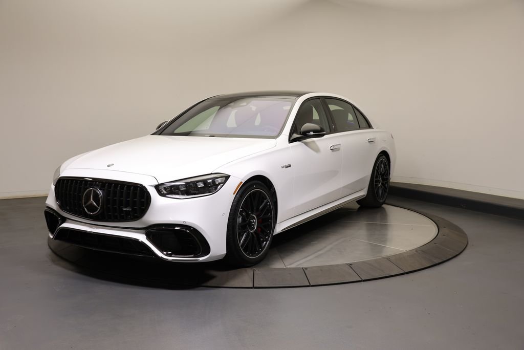 New 2026 MANUFAKTUR Moonlight White Metallic Mercedes-Benz S 63 E AMG® image 3