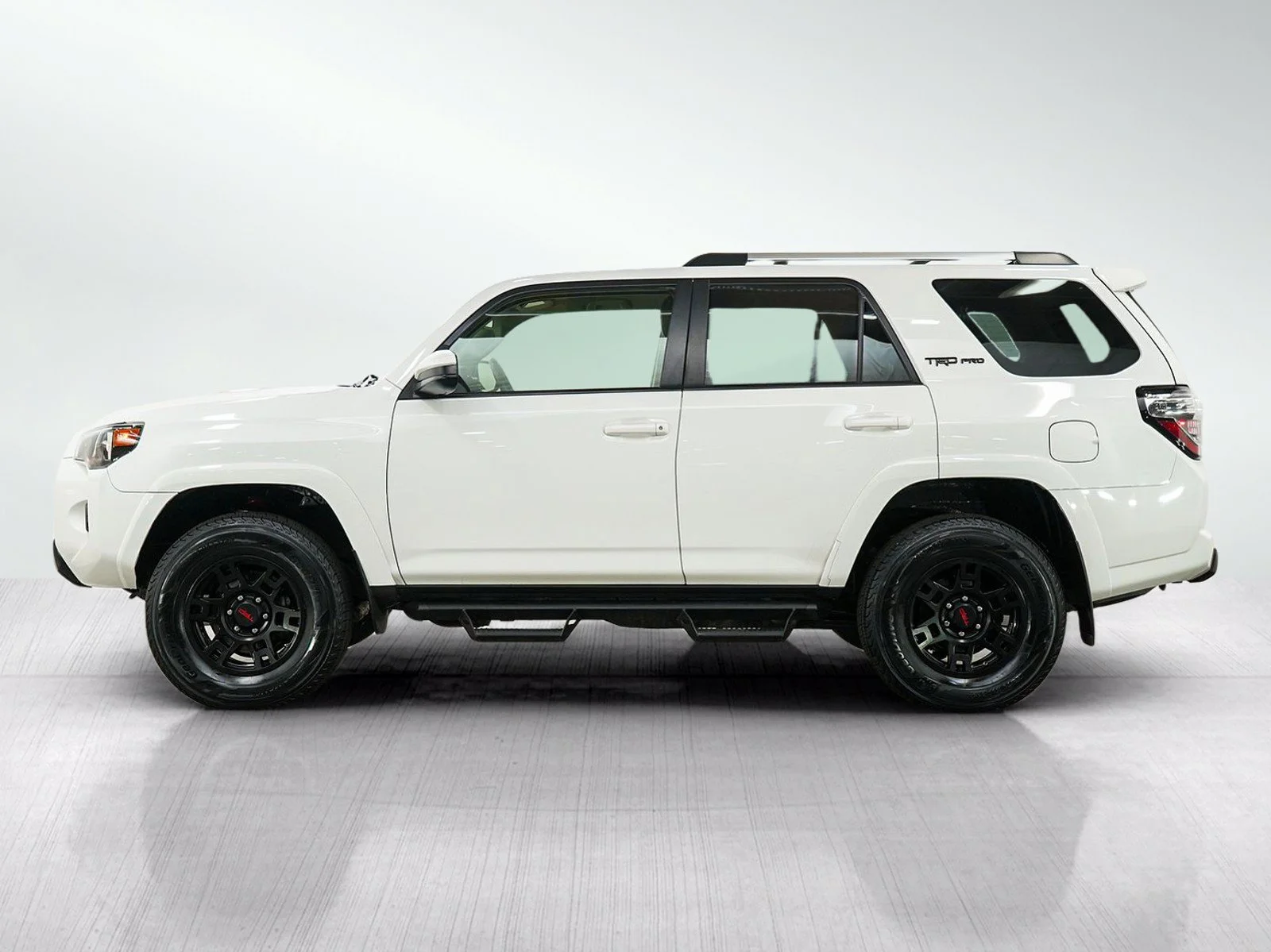 Used 2018 Toyota 4Runner TRD Pro with VIN JTEBU5JR3J5521883 for sale in Burnsville, Minnesota