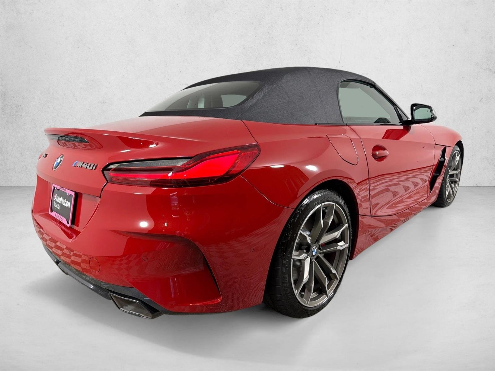 Used 2026 San Francisco Red BMW M40i image 4
