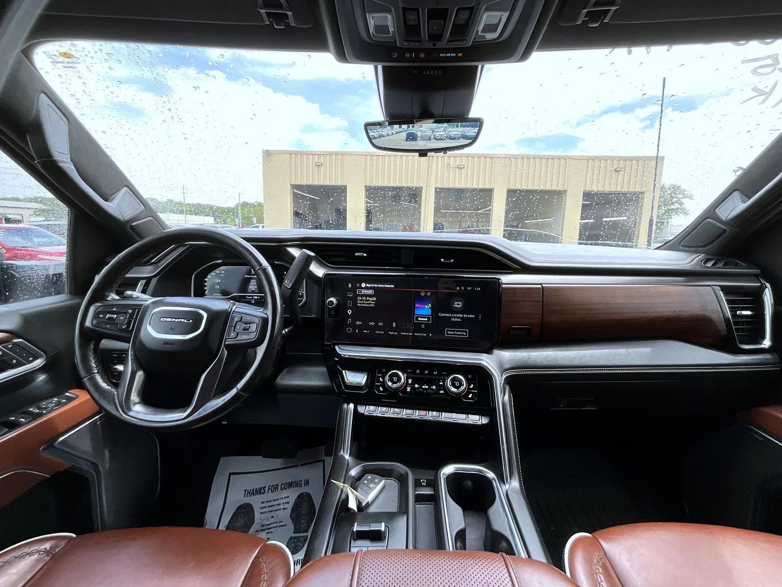 Used 2025 Silver GMC Denali Ultimate image 15
