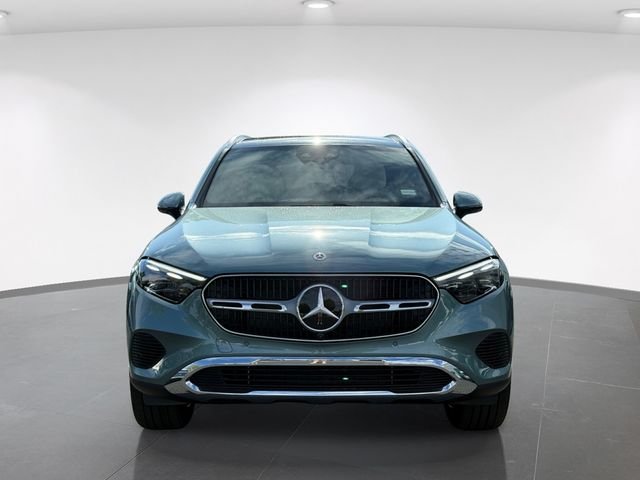 New 2026 Verde Silver Metallic Mercedes-Benz GLC 300 image 3