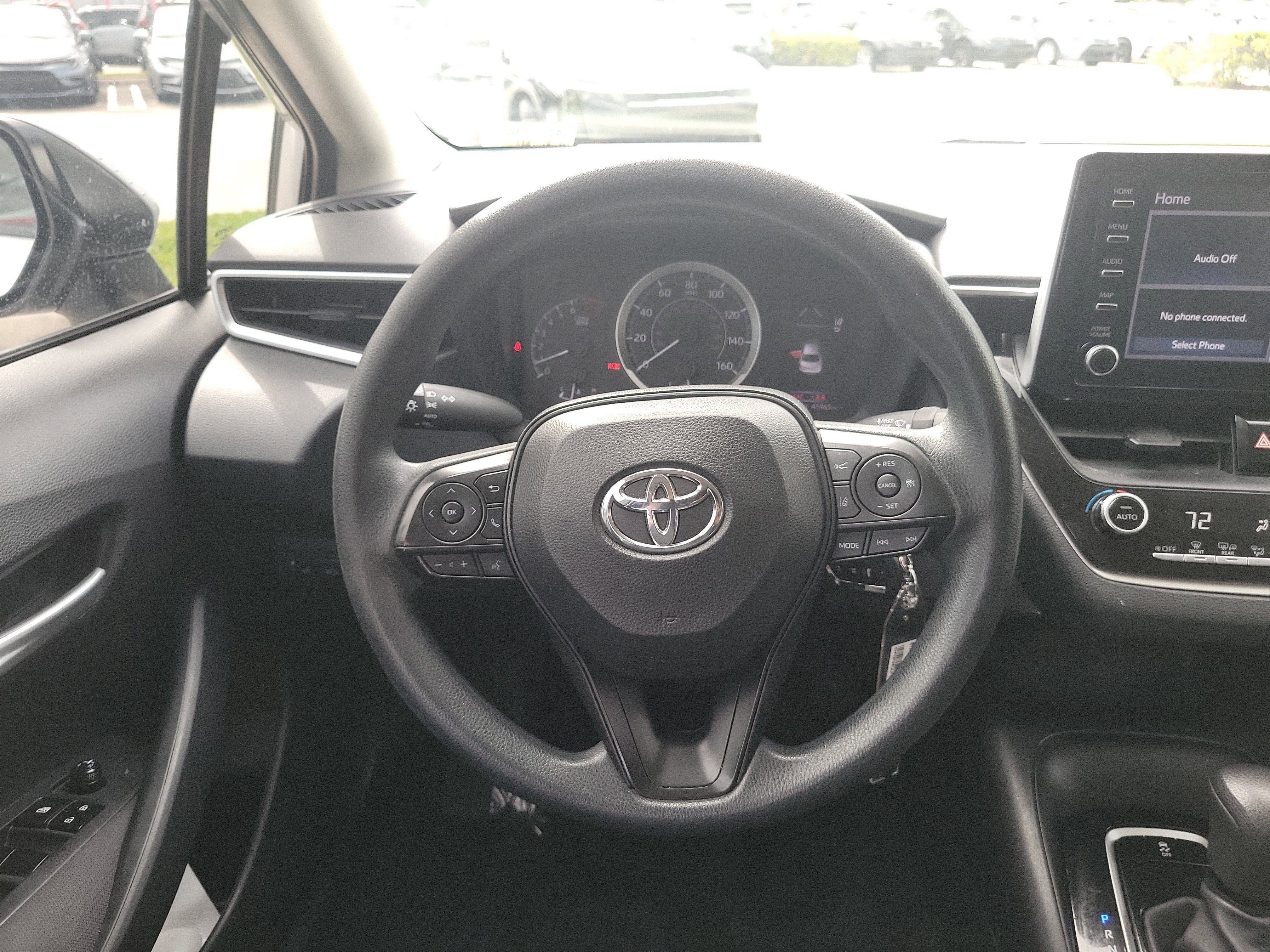 Used 2020 Classic Silver Metallic Toyota LE image 17