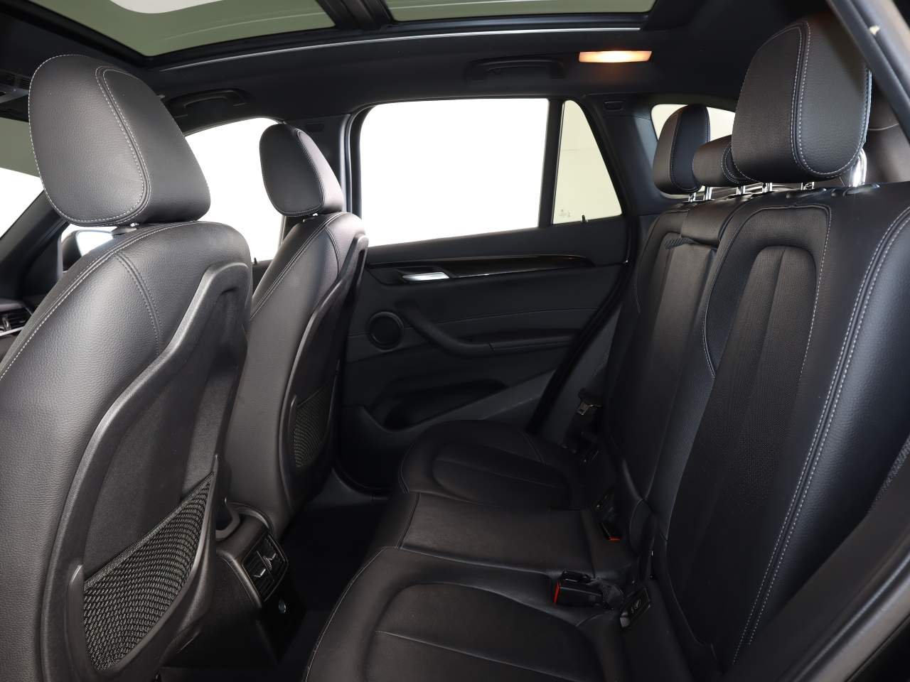 Used 2017 Jet Black BMW xDrive28i image 14