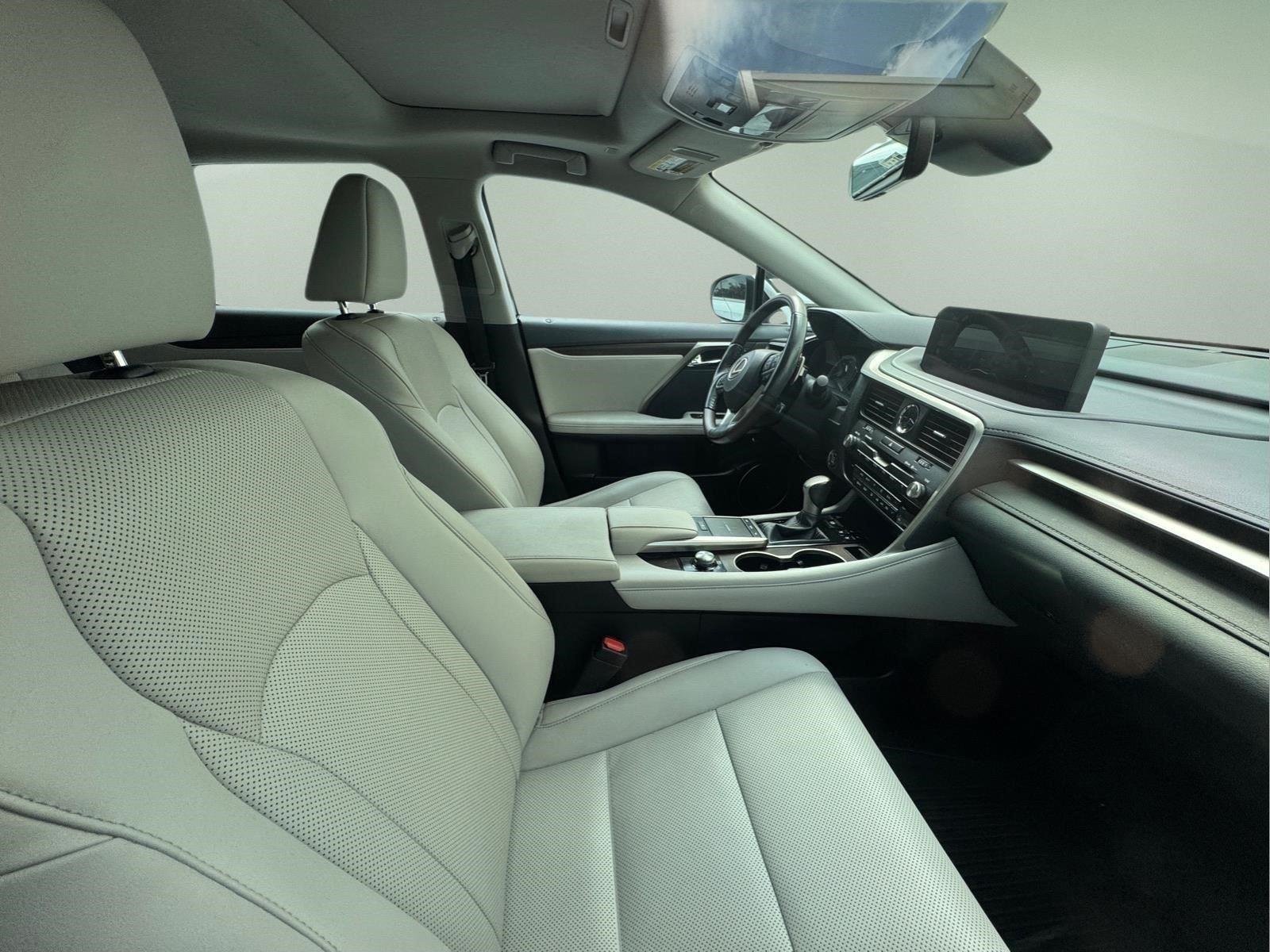 Used 2020 Eminent White Pearl Lexus RX 350 image 17
