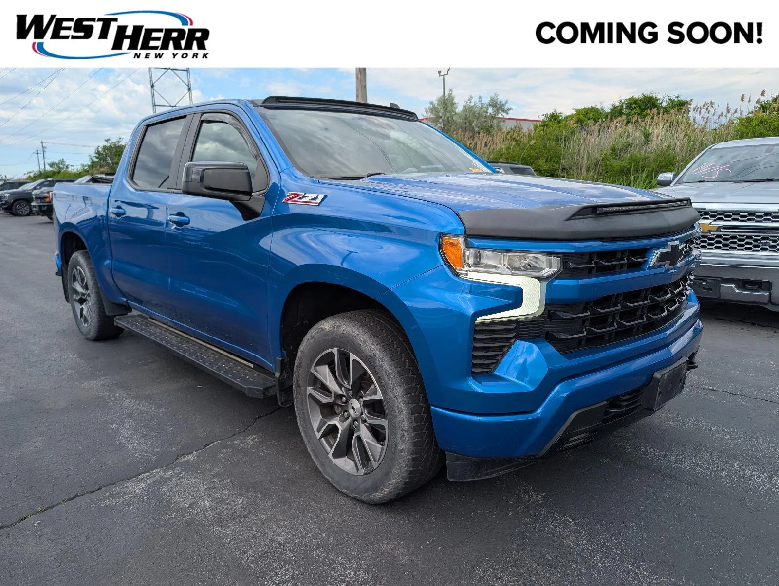 Used 2022  Chevrolet  image 1