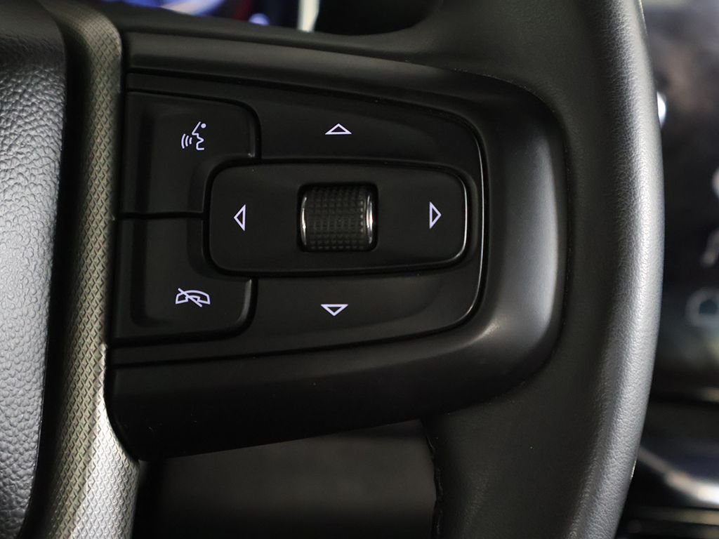 Used 2024 White GMC Denali image 41