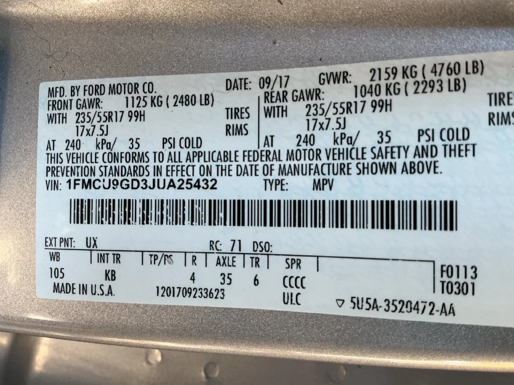 Used 2018 Silver Ford SE image 24